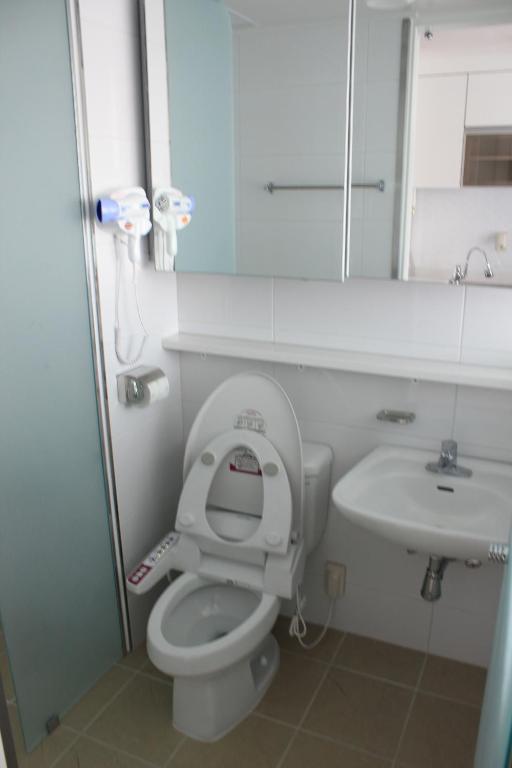 Phil House Albergue Guri Habitación foto